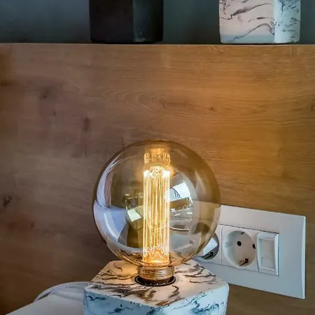 Nest Of Marmel Luxury Hanya