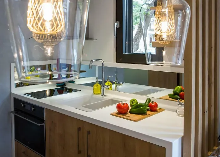 Nest Of Marmel Luxury ハニア